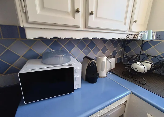 Au Calme, Climatise, Avec Parking, 2 Pas Des Plages, Le Port アパート *